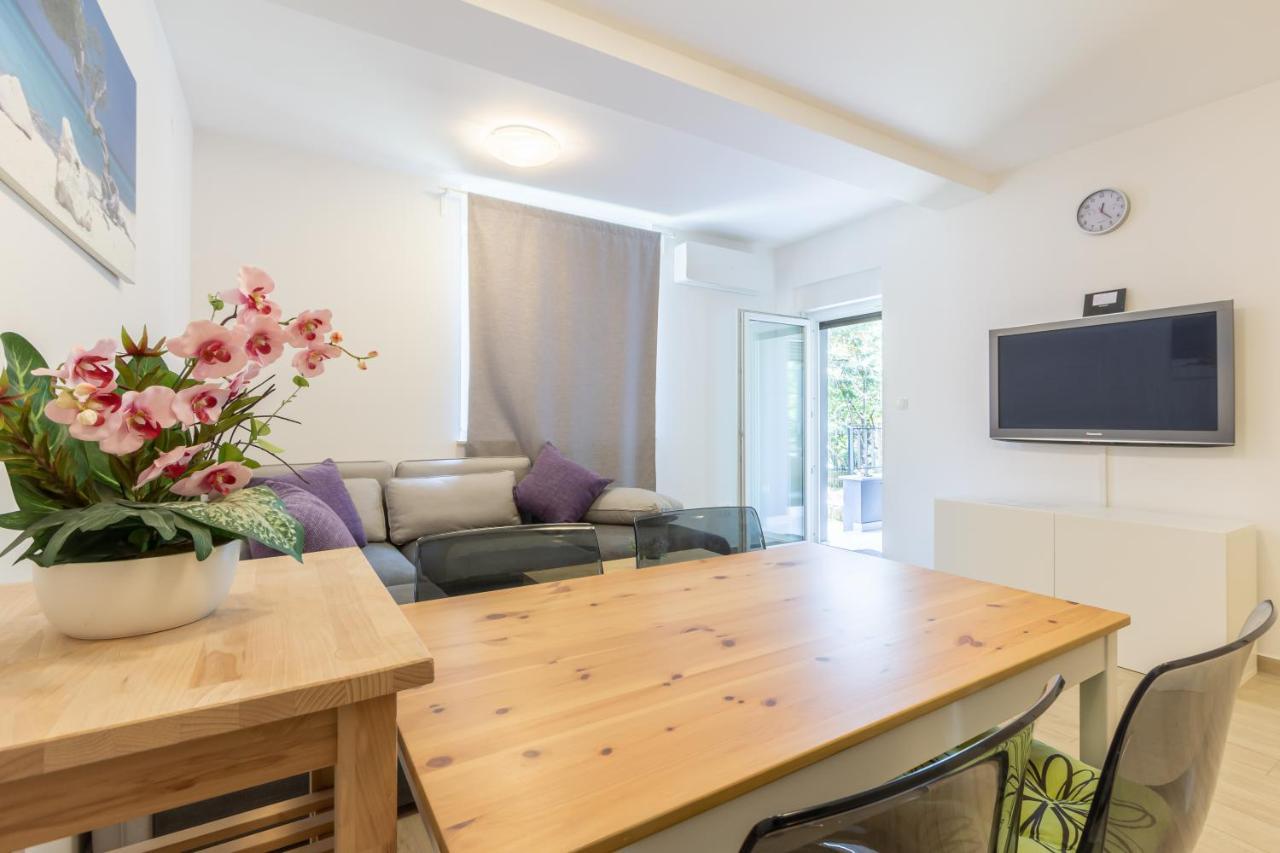Apartments Vugrinec With Terrace Baška Екстериор снимка