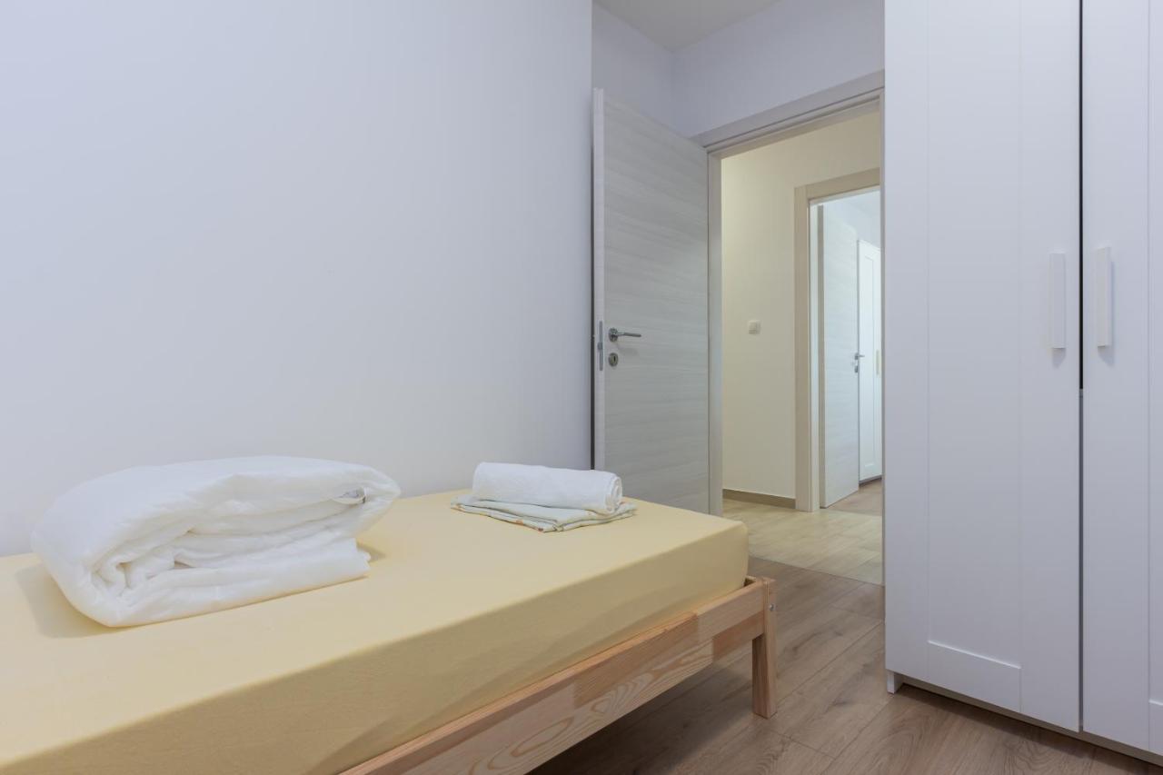 Apartments Vugrinec With Terrace Baška Екстериор снимка