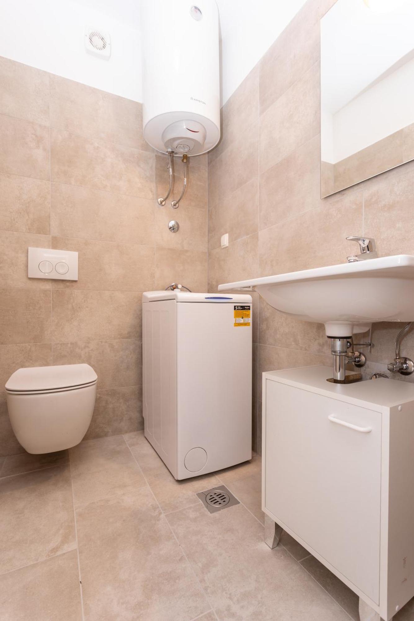 Apartments Vugrinec With Terrace Baška Екстериор снимка